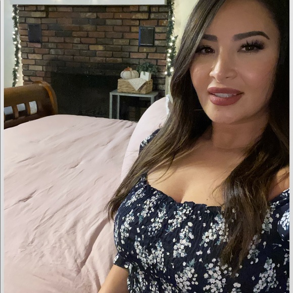 Meet your Posher, Yurel - Picture 2 of 4